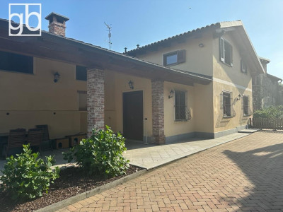 Castellamonte, Fraz. S. Giovanni: Casa Iindipendente Ristrutturata