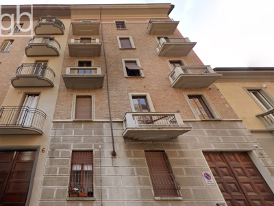 Torino: Bilocale arredato in Via Como 4