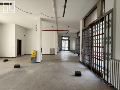 Castellamonte: Locale commerciale in Via Giraudo 7