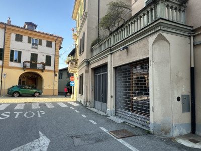 Rivarolo: Locale commerciale in Via Fiume 3