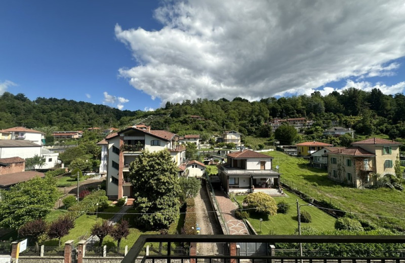 vista-fronte.jpeg